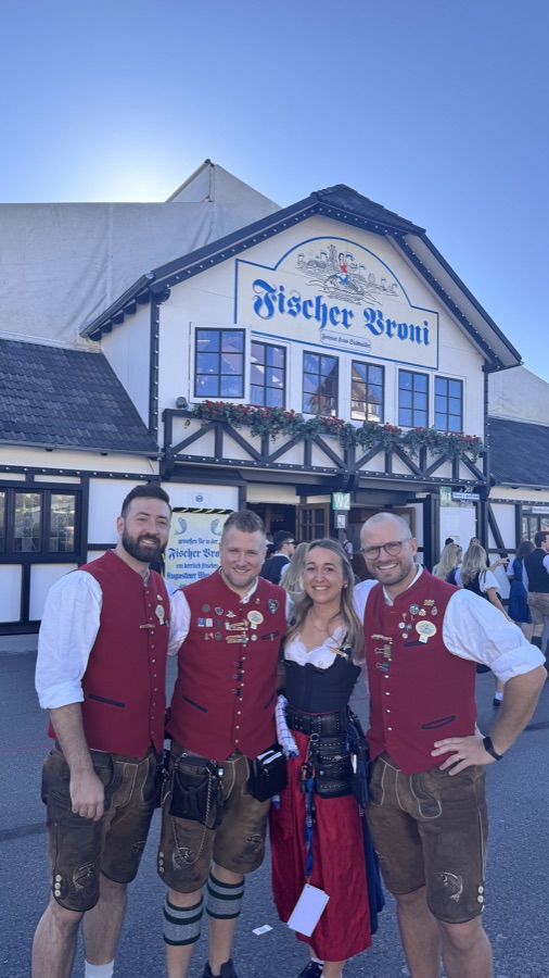 Fischer-Vroni Team