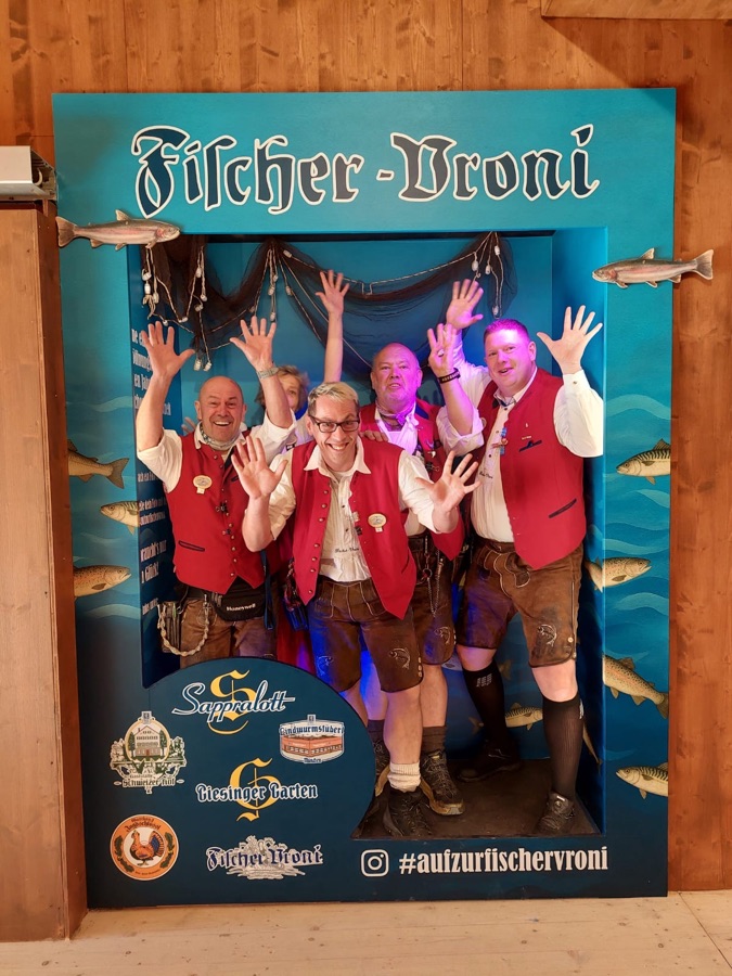 Fischer-Vroni Team